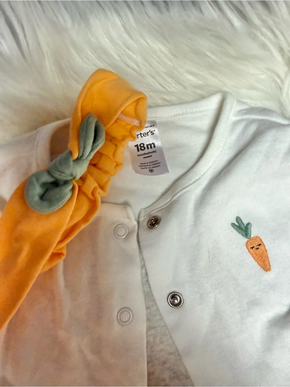 Baby Girls White Cardigan & Gray Carrot-Print Dress Set